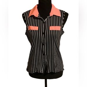 EUC Julie’s Closet Sleeveless Medium Button Down